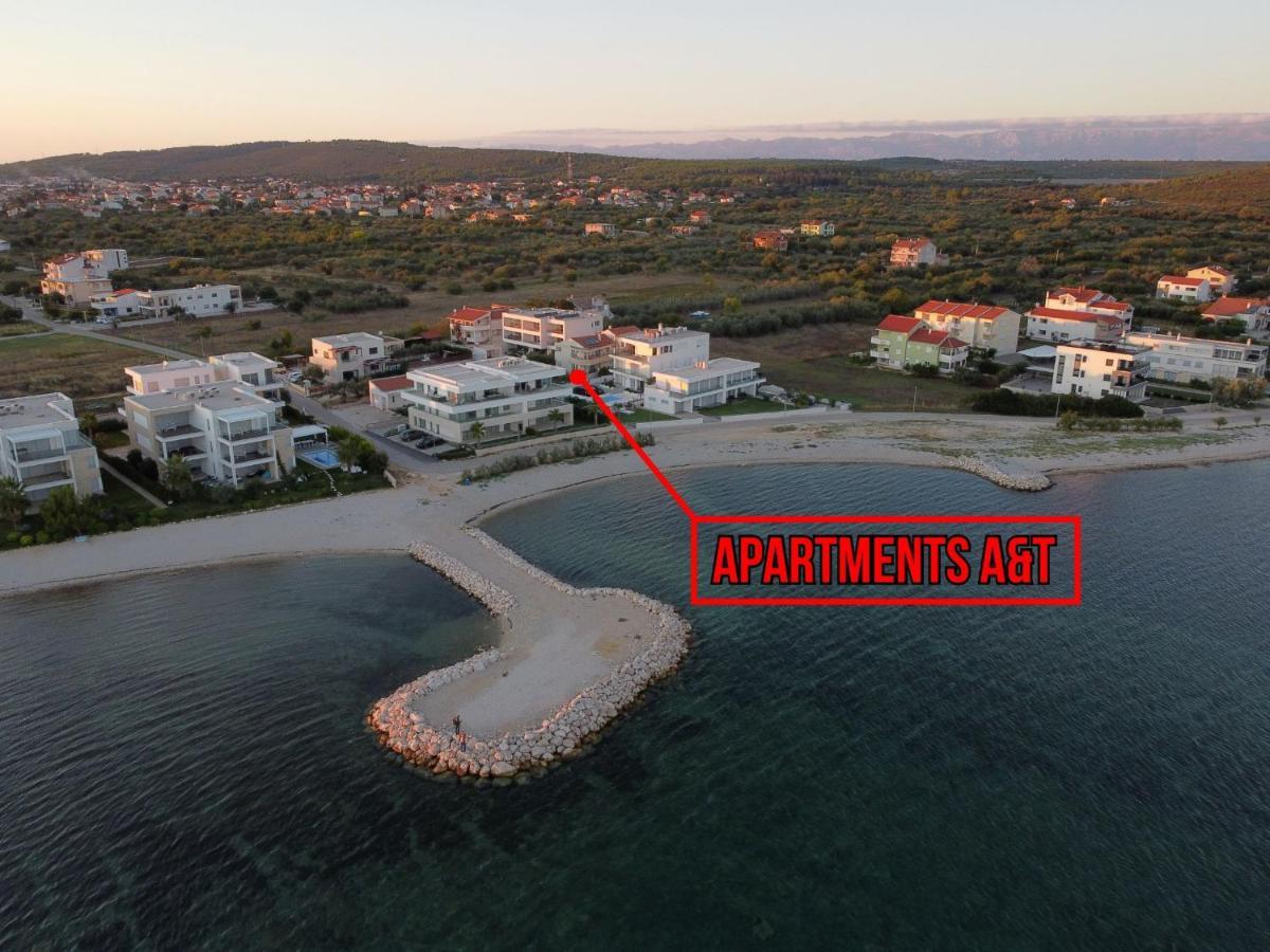 Apartments A&T Sukošan Eksteriør bilde